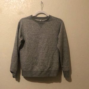 Uniqlo Heather Gray Crewneck Sweater/Sweatshirt